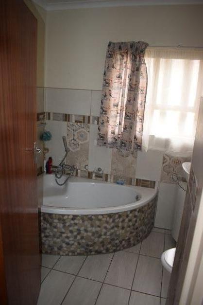 4 Bedroom Property for Sale in Sasolburg Ext 11 Free State